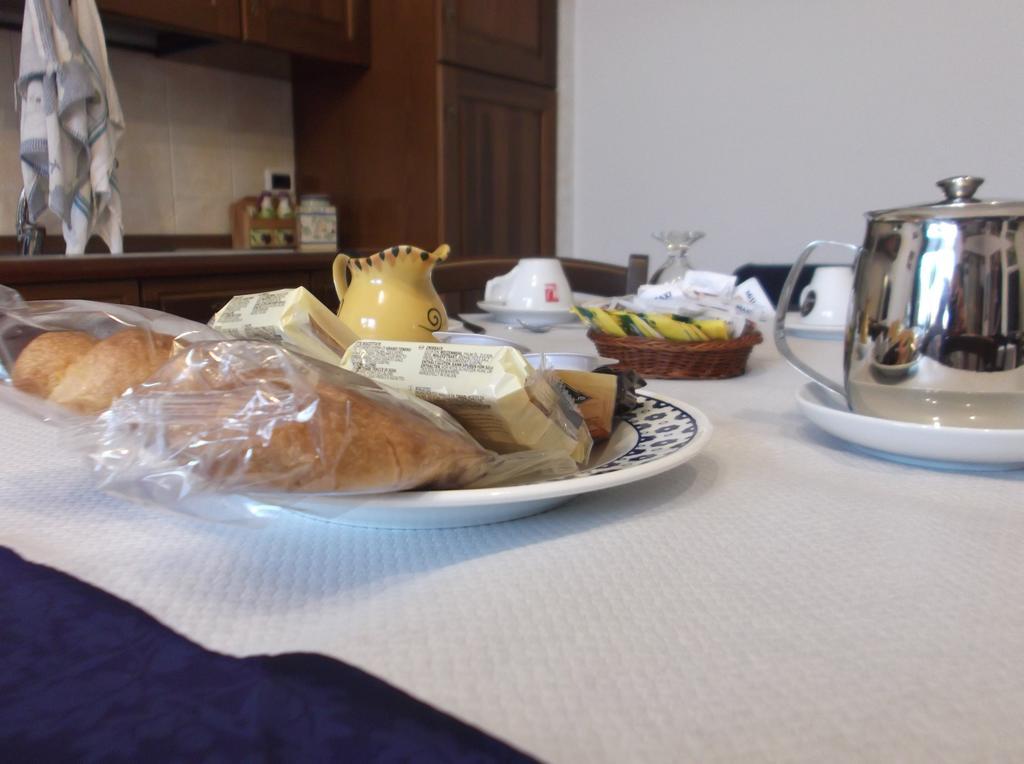 B&B Tanca Marracconi Теулада Экстерьер фото