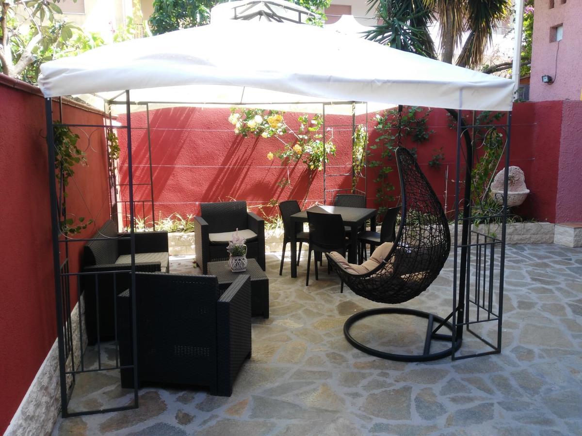 B&B Tanca Marracconi Теулада Экстерьер фото
